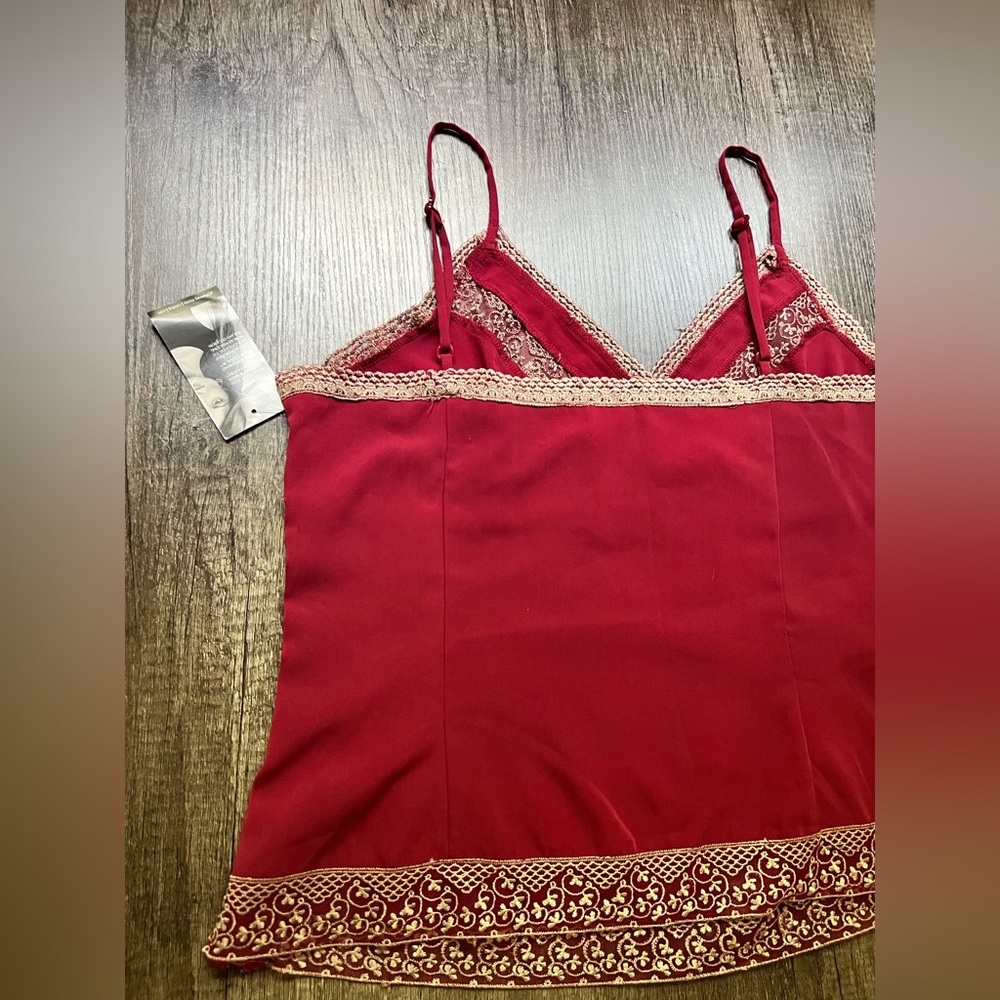 Red Embroidered Top - Picture 5 of 6